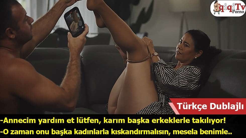 Sarışın iri göğüslü genç kız pornoları